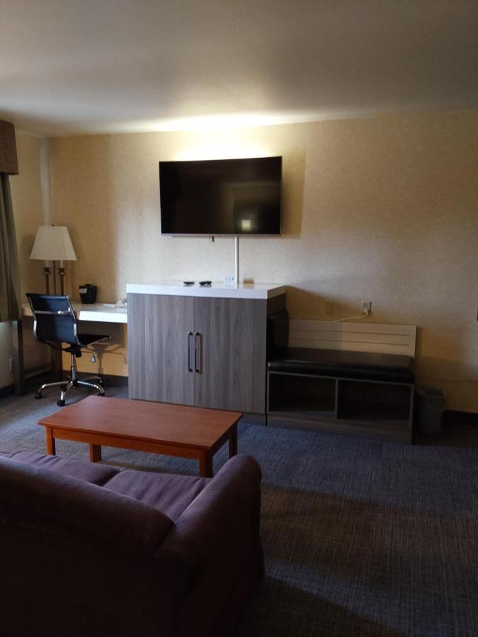 Lavissh Inn And Suites Bellingham Dış mekan fotoğraf