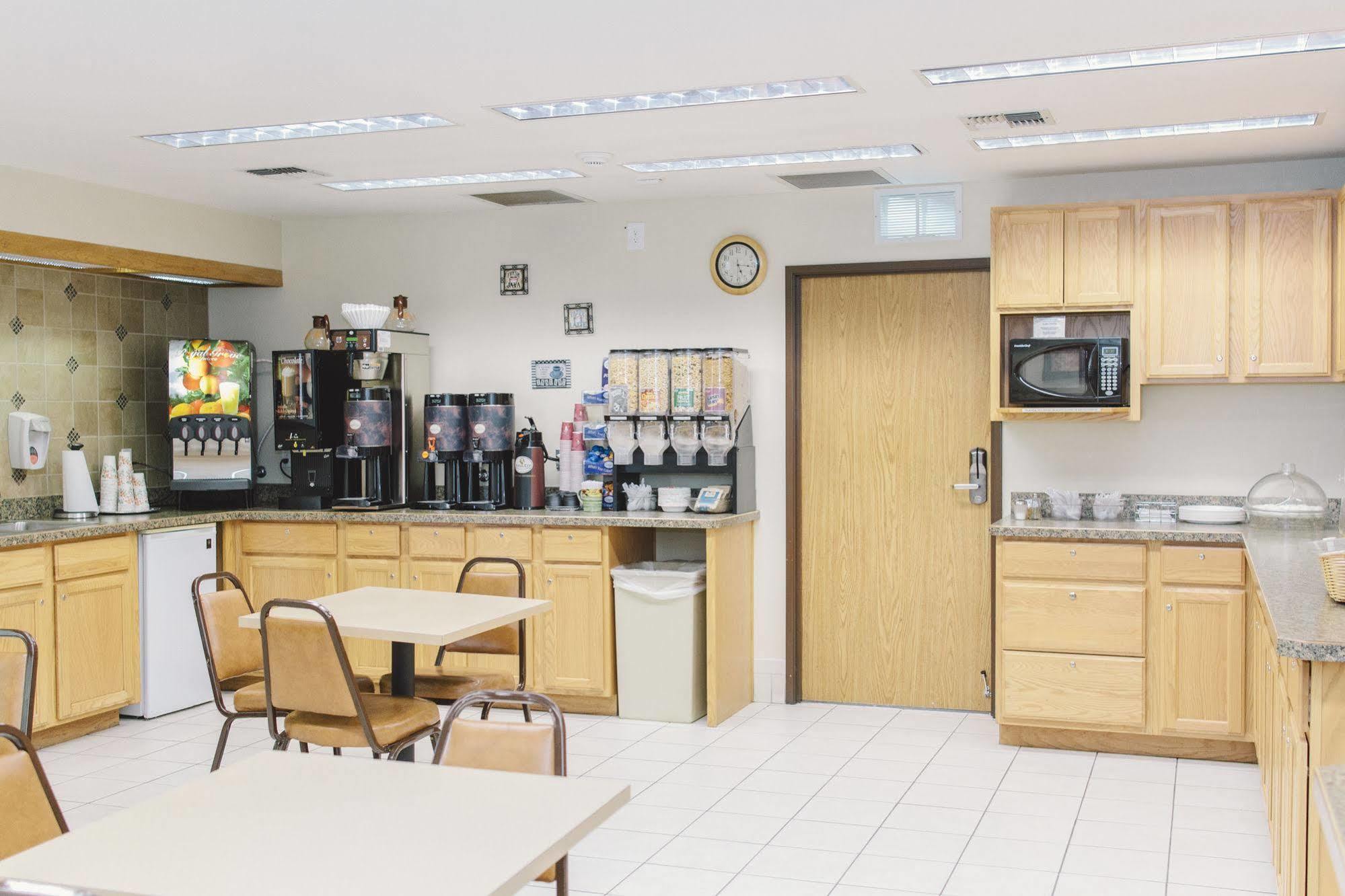 Lavissh Inn And Suites Bellingham Dış mekan fotoğraf